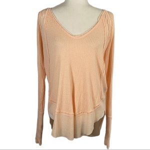 We the Free Catalina Pale Peach Waffle Rib Knit Long Sleeve Top Raw Hem Size XS